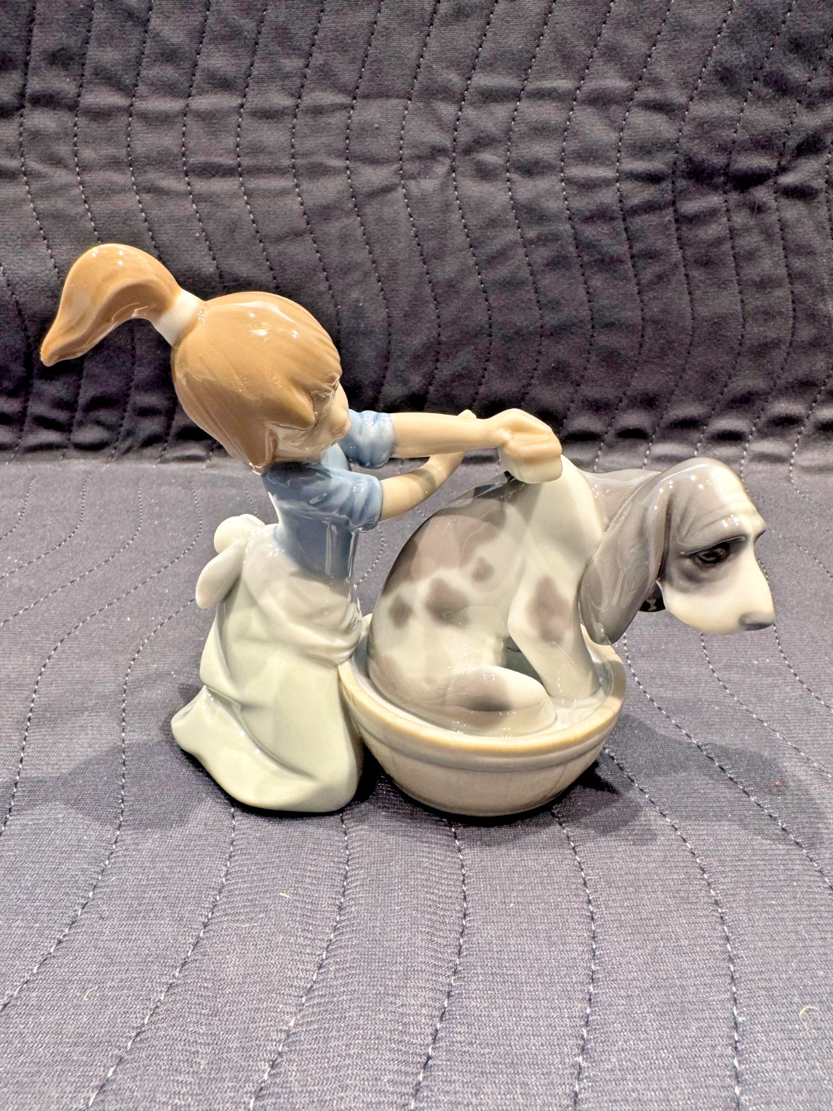 Lladro Figurine: 5455 Bashful Bather, Perfect Condition, includes box