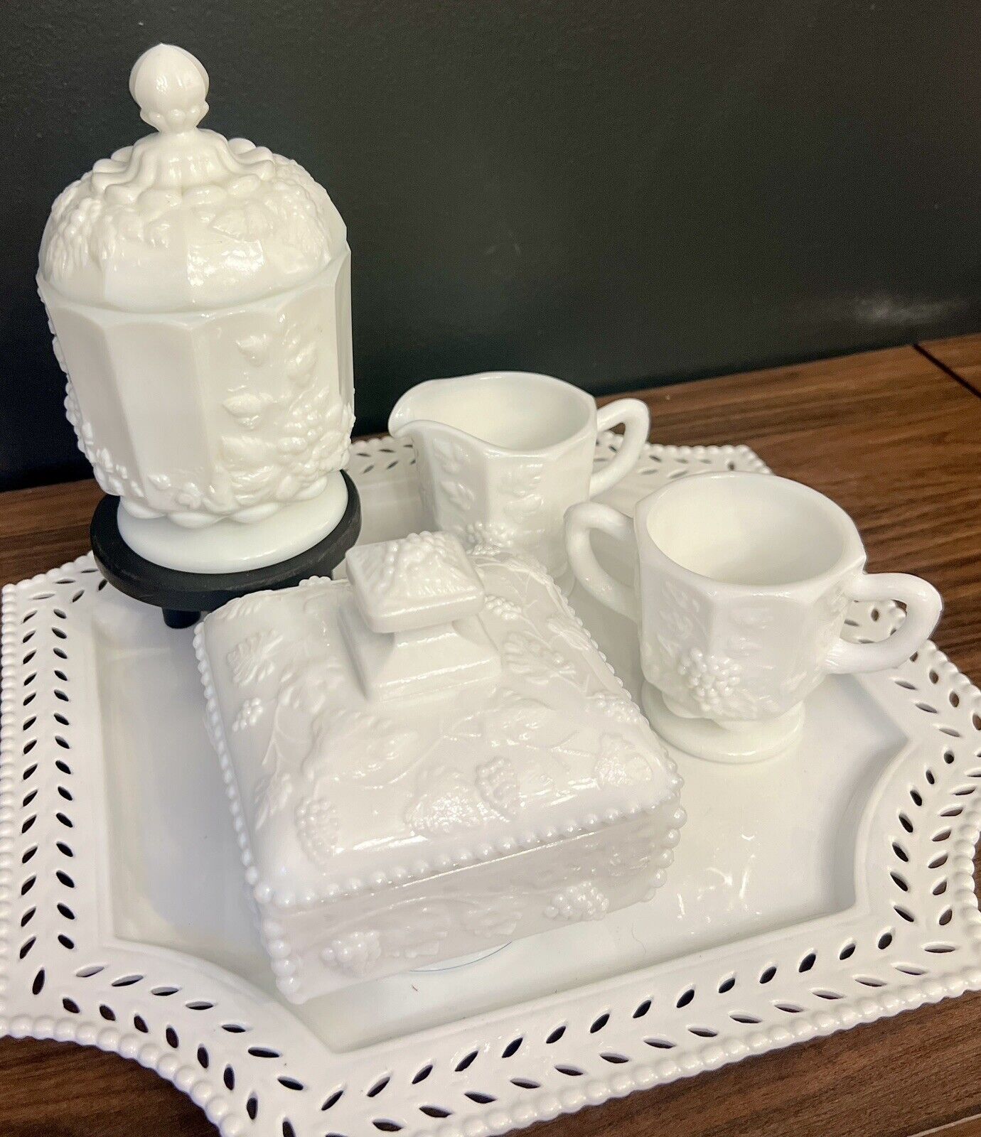 VTG Westmoreland Paneled Grape Pattern Milk Glass Tea/coffee/apothecary Set.