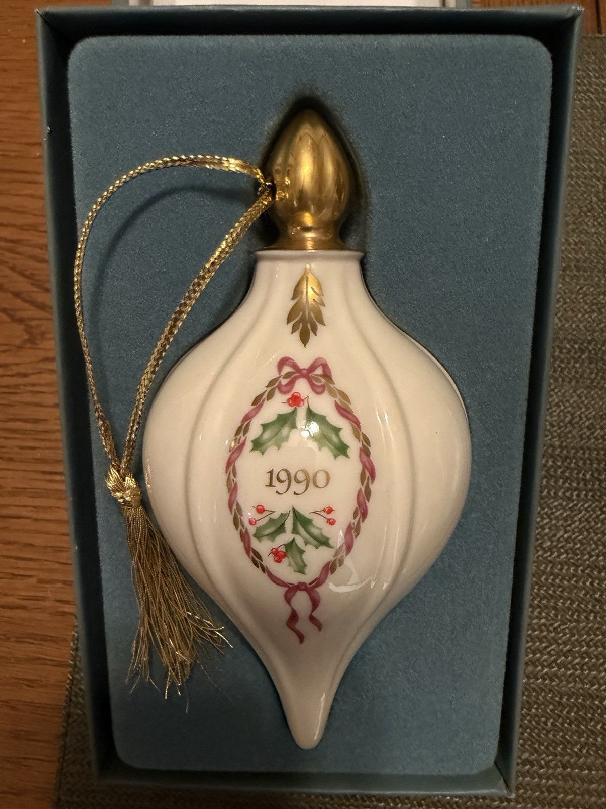 Vintage 1990 LENOX Holiday Teardrop Fine Ivory China Christmas Ornament NIB