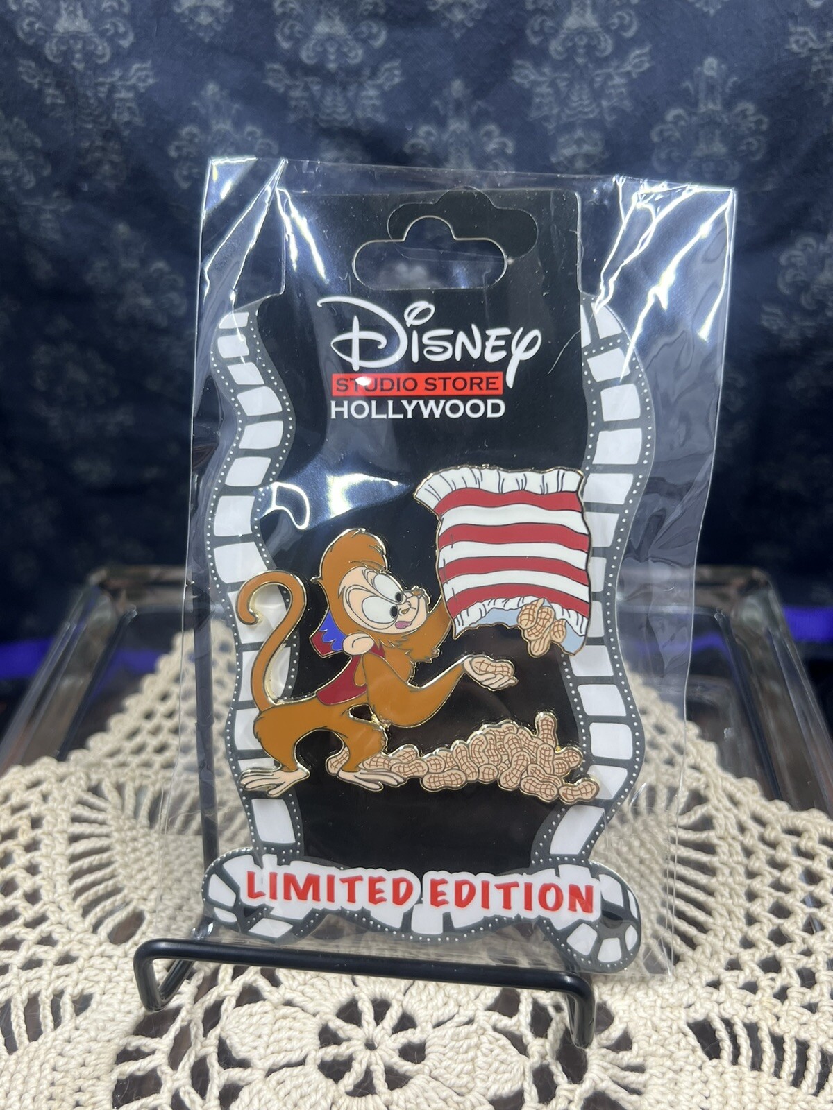 DSSH A Magnificent Pin Trading Event Circus Series 2 Abu LE 300 Disney Pin (B)