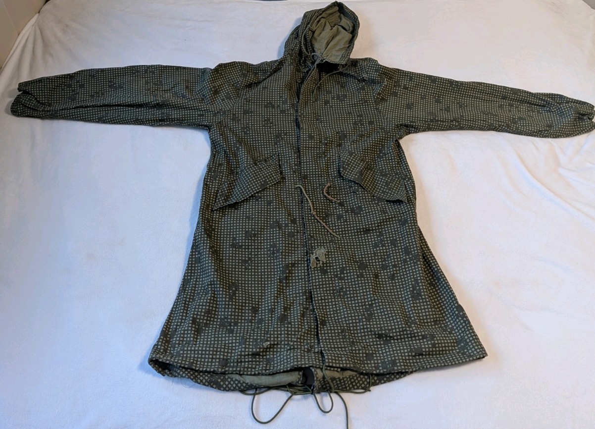 Vintage US Military Parka Jacket Desert Night Camo Storm Gulf War Size Small