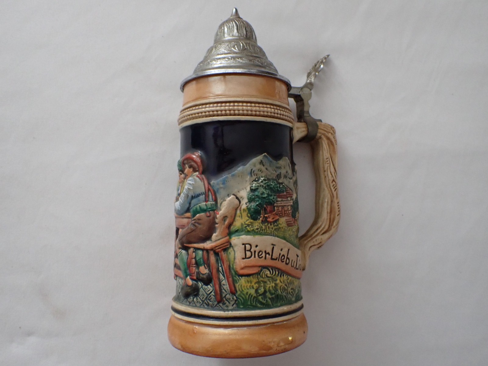 Vintage West German Relief Beer Stein Bier Lieb u. Lied Lidded Tavern Scene 9 in