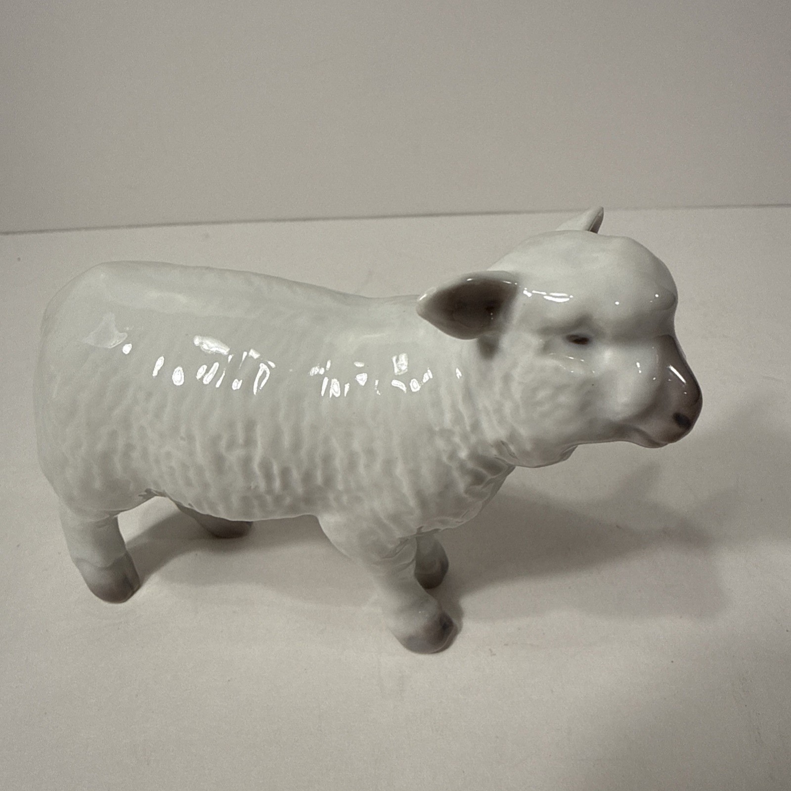 VTG Bing Grondahl B&G Denmark Porcelain Lamb #2171 Figurine 1987 Limited Edition