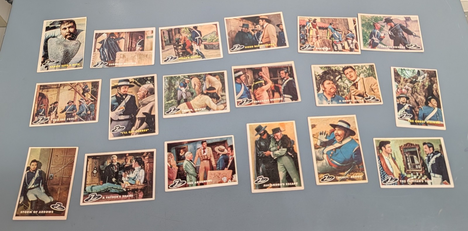 Lot of 18 1958 Vintage Topps Zorro Cards Guy Williams Classic TV 
