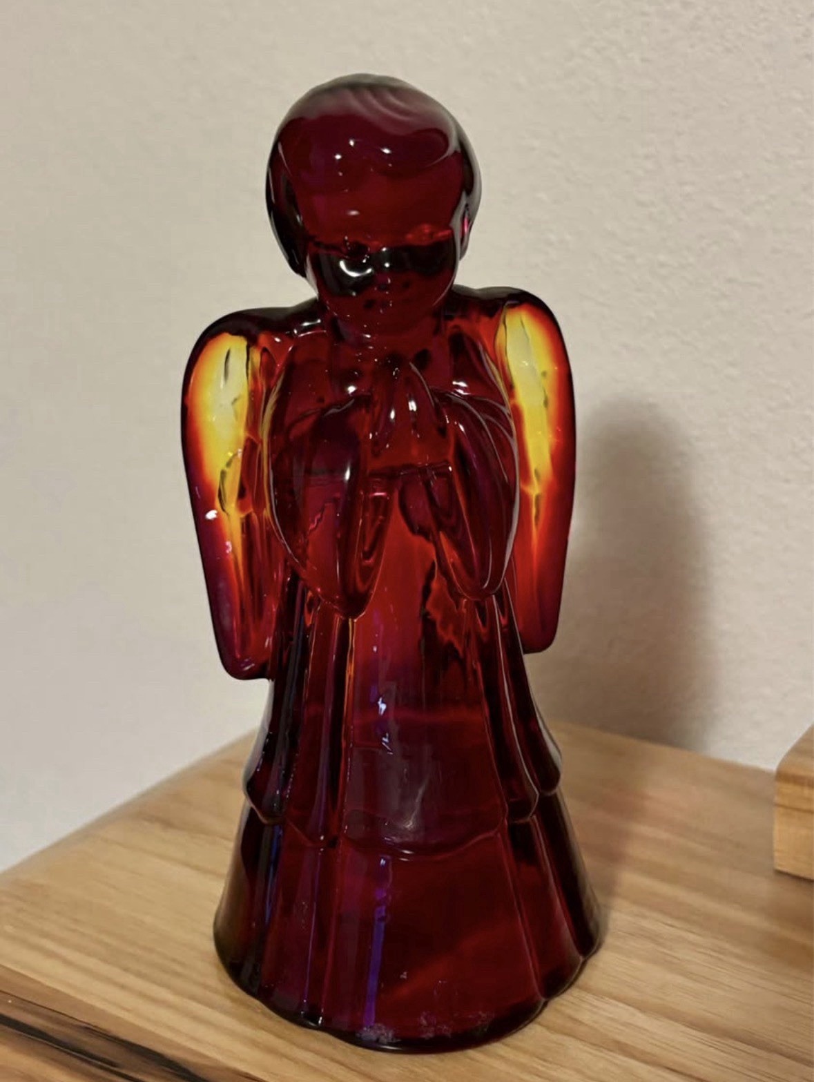 Fenton Amberina Glass Praying Angel - UV Glow
