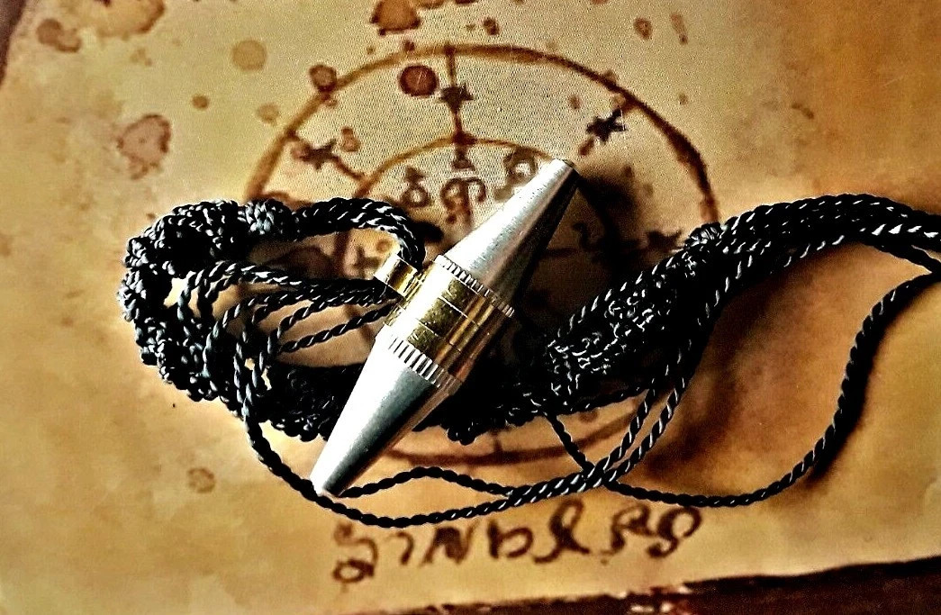 XXX Powerful Love Drawing Mind Control Vash Pendant Pishogue - LUST POWER A++