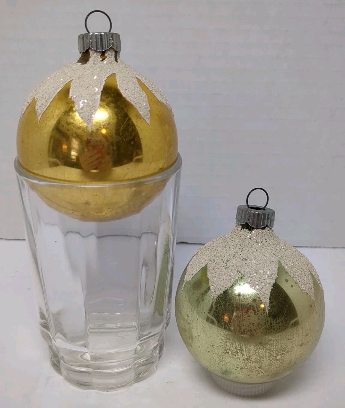 2 Vtg Shiny Brite Christmas Ornaments Gold/Green W/White Mica 2.5 2 Vtg Shiny Brite Christmas Ornaments Gold/Green W/White Mica 2.5