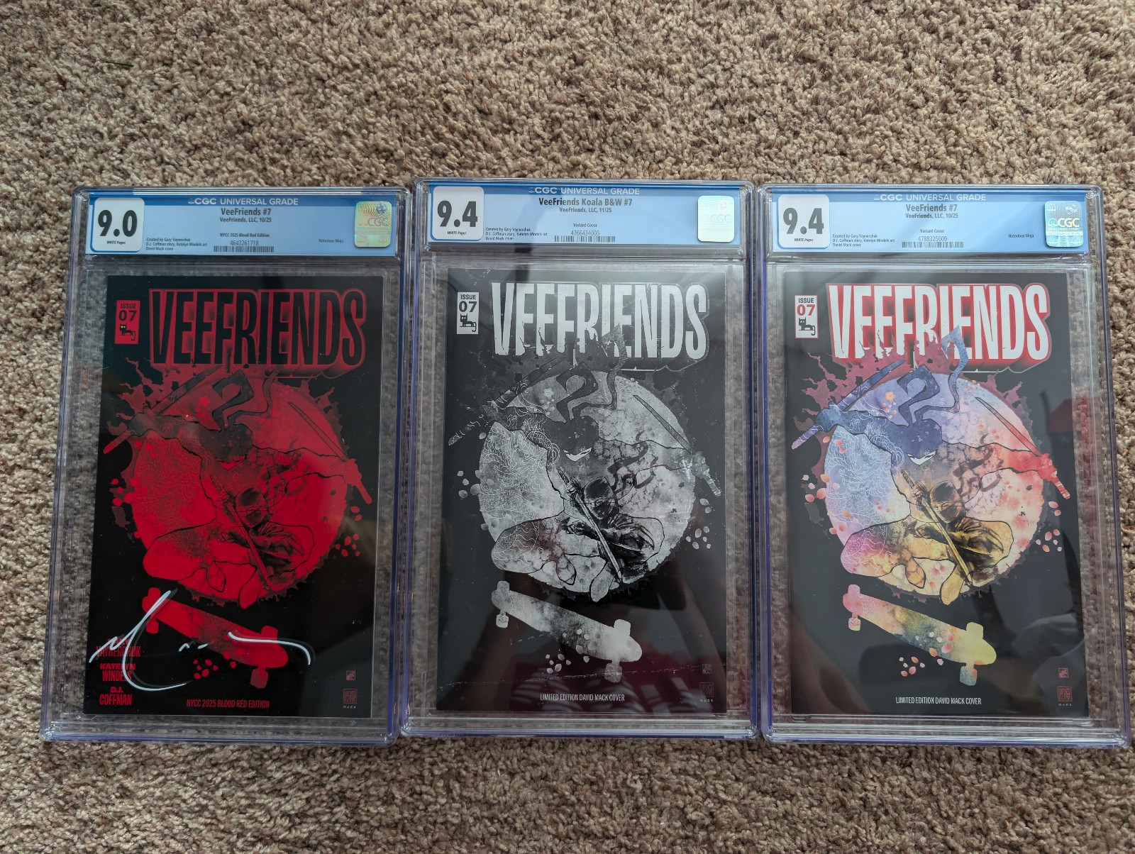 VeeFriends Notorious ninja Graded Comic Lot - Blood red - Black & White Cover B