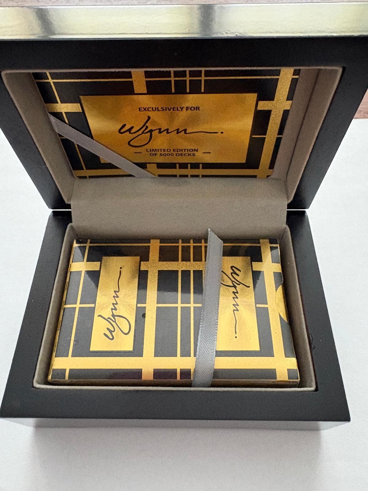 Wynn Limited Edition Casino Playing Cards Deck Set in Box Black/Gold RARE