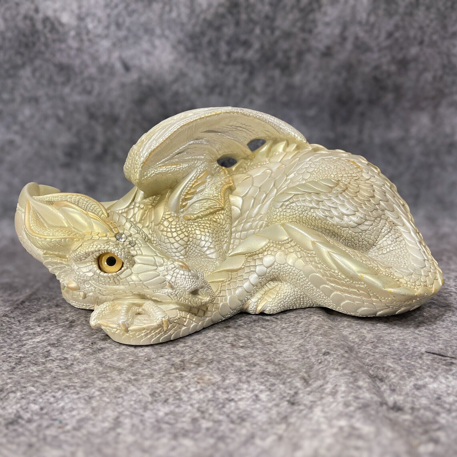 Windstone Editions MOTHER DRAGON AT REST Pearl White Empress Peña 1985