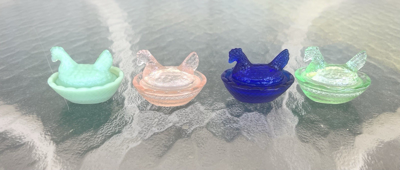 Four Piece Set Vintage Style Glass Mini Hen On Nest Covered Dishes