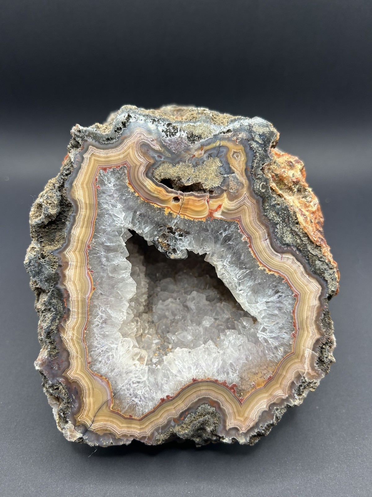 MASSIVE Laguna Agate Geode with Insane Parallax & Quartz Crystals From Mexico