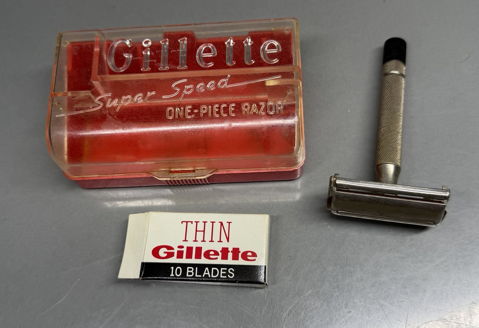 Vintage Gillette Super Speed Double Edge Safety Razor w Box & Blades