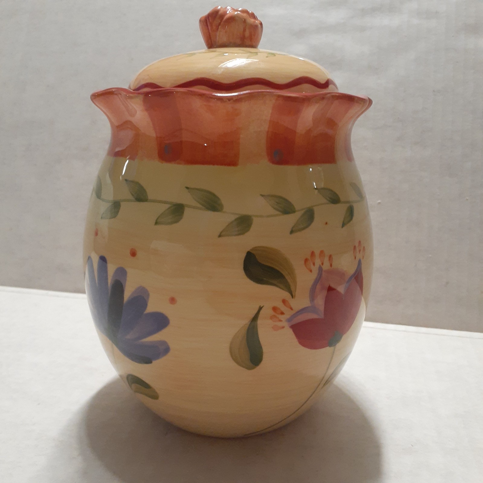 Vintage Phalzgraff Napoli Canister with lid (6 1/2 in tall 4 in opening)