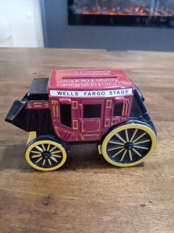 Vintage Wells Fargo Metal Stage Coach Wagon Coin Bank 1998, No key.