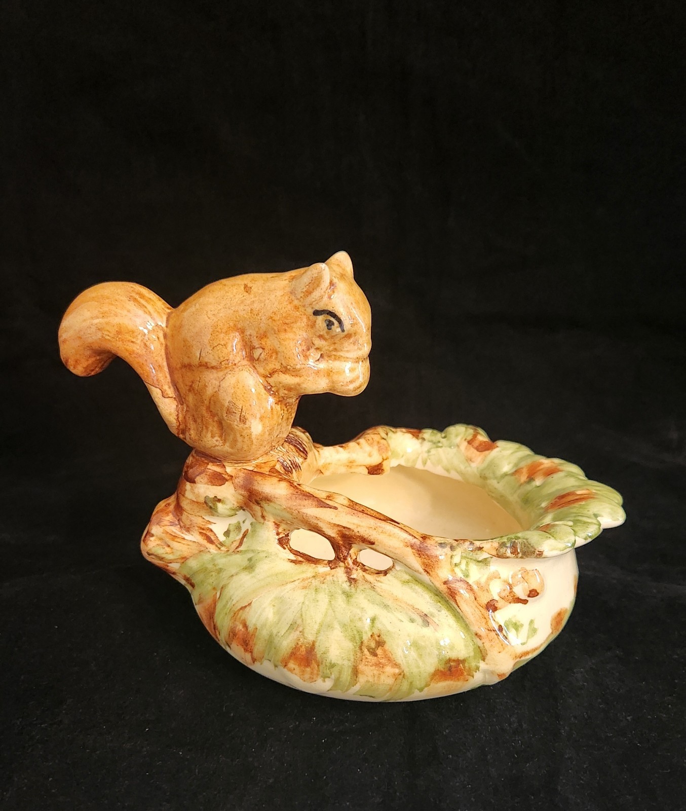 Antique Weller Woodcraft Art Pottery Squirrel Bowl Planter Vintage 1920s Nut Bow