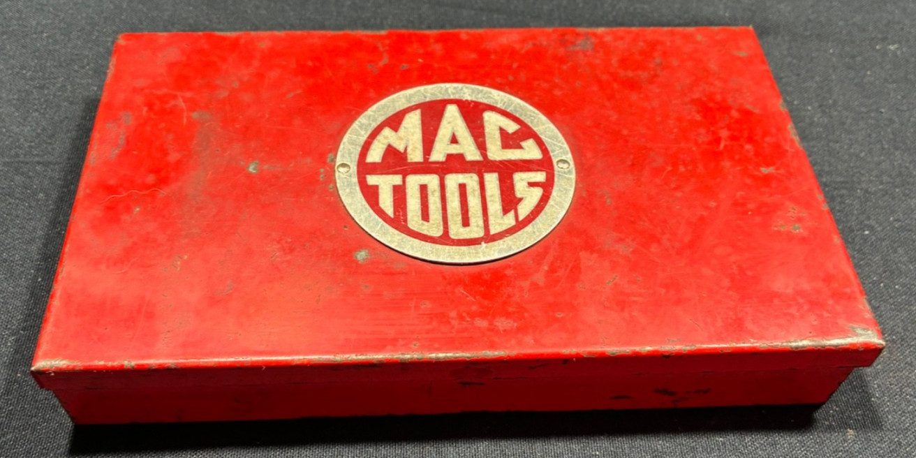 Vintage Mac Tools Socket Wrench Set 35 Pieces- USA Vintage Mac Tools Socket Wrench Set 35 Pieces- USA