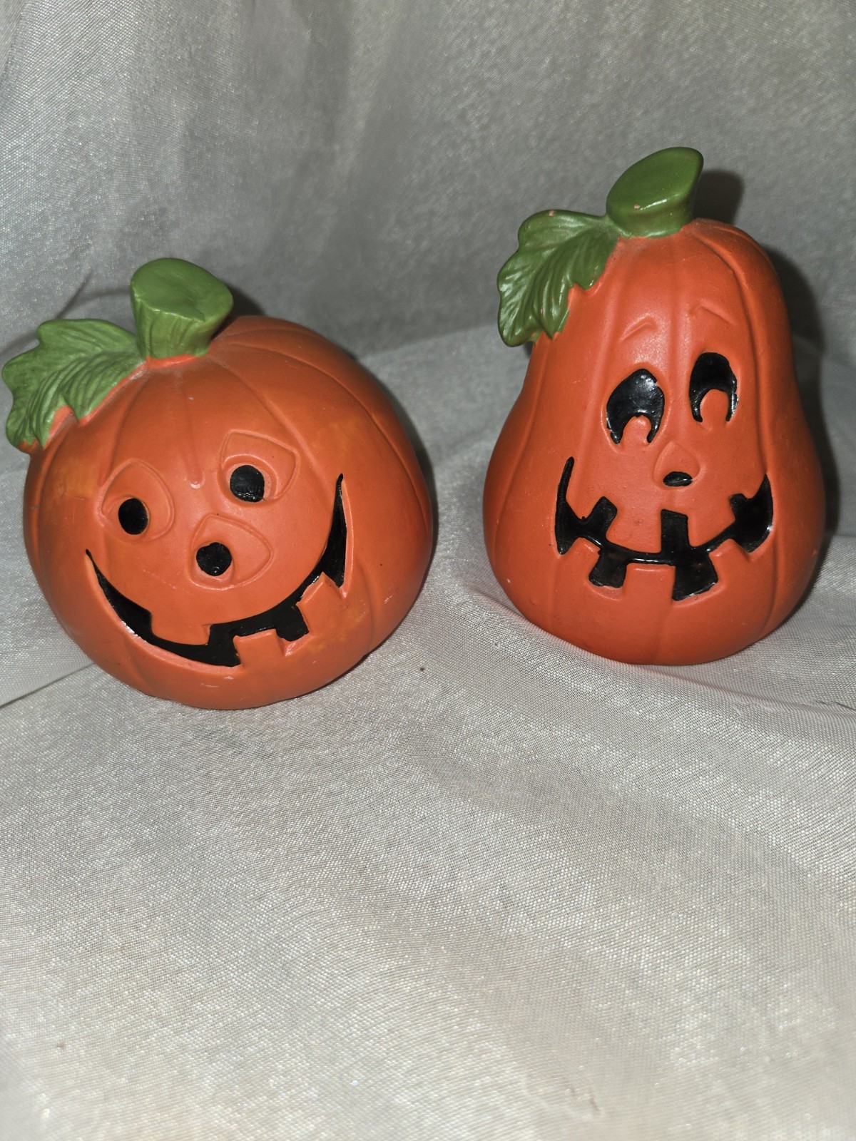 VTG Lot of 2 Halloween Ucago Jack-O-Lantern/Pumkin Figurines VTG Lot of 2 Halloween Ucago Jack-O-Lantern/Pumkin Figurines