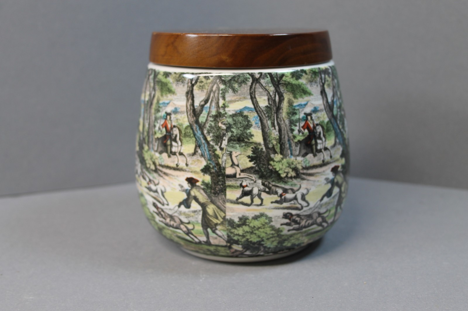 Vintage 1960s Dereso Pottery Jar Wooden Lid Humidor Tobacco Pot Hunting Scene Rare