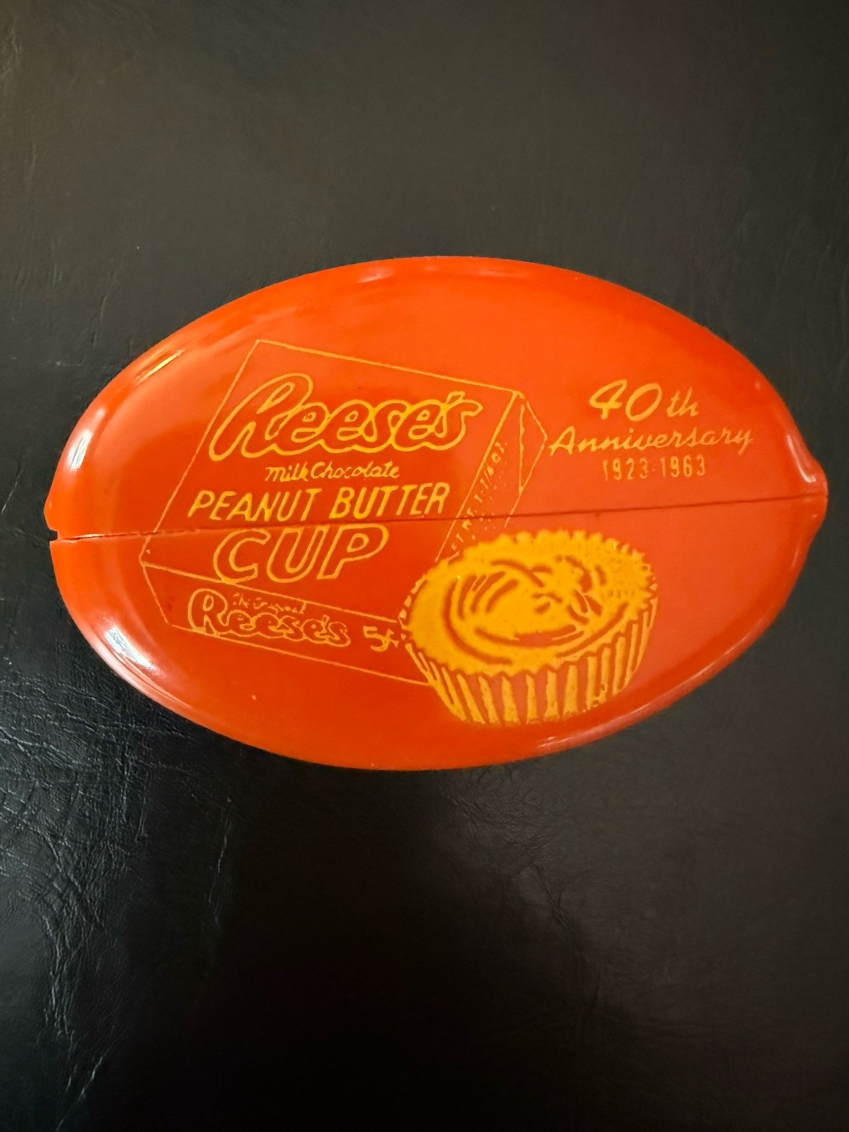 VTG 1963 Reese's Peanut Butter Cup QUIKOIN rubber coin purse / 40TH ANNIVERSARY VTG 1963 Reese's Peanut Butter Cup QUIKOIN rubber coin purse / 40TH ANNIVERSARY
