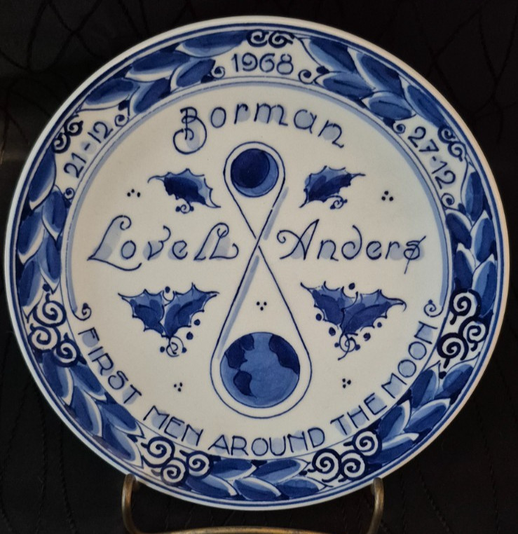 VTG 1968 Royal Delft Hand Painted First Men Around the Moon Delft Blue Plate VTG 1968 Royal Delft Hand Painted First Men Around the Moon Delft Blue Plate