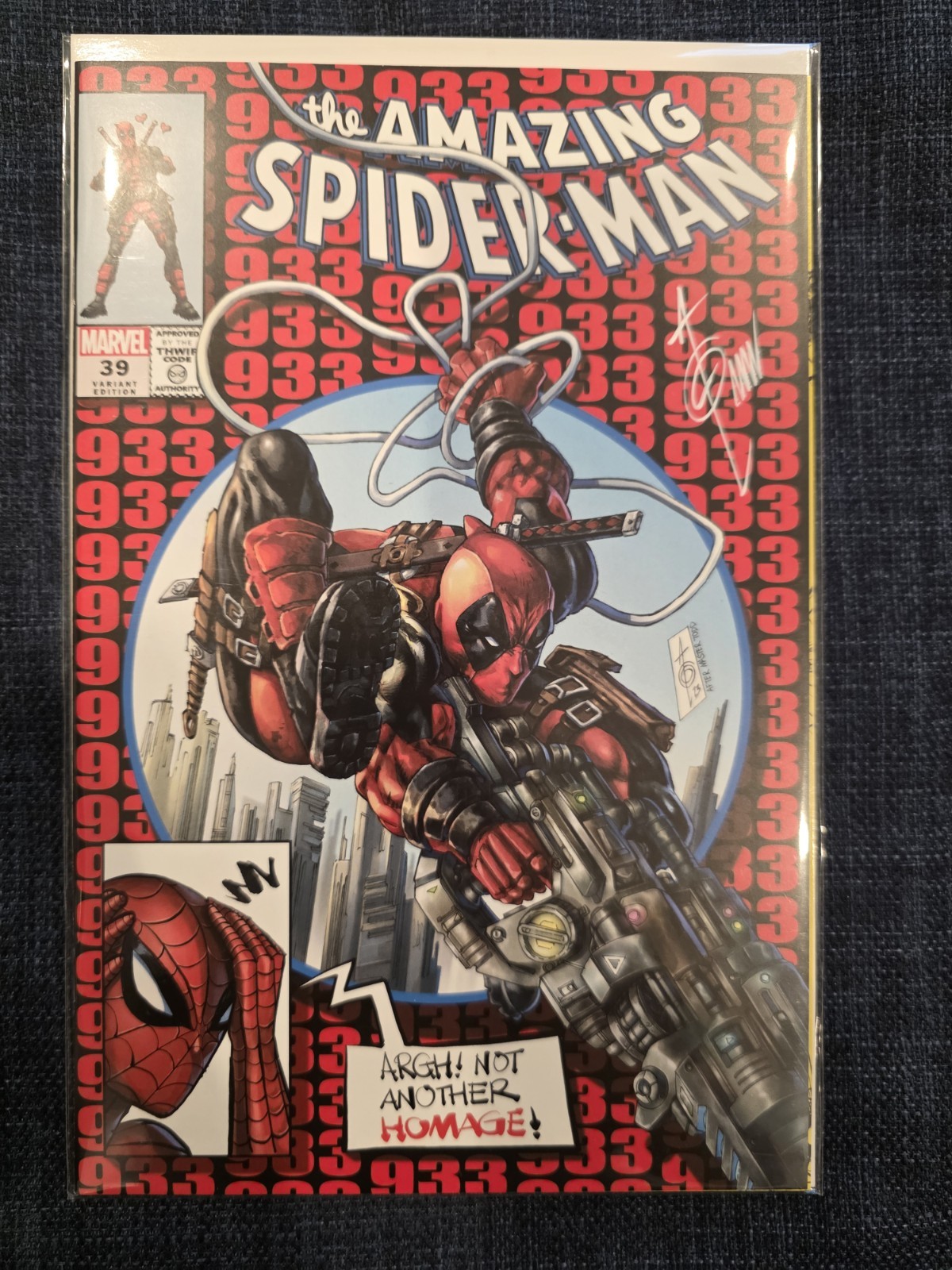 Marvel The Amazing Spider-Man #39 - Variant Deadpool Cover, Signed By Alan Quah