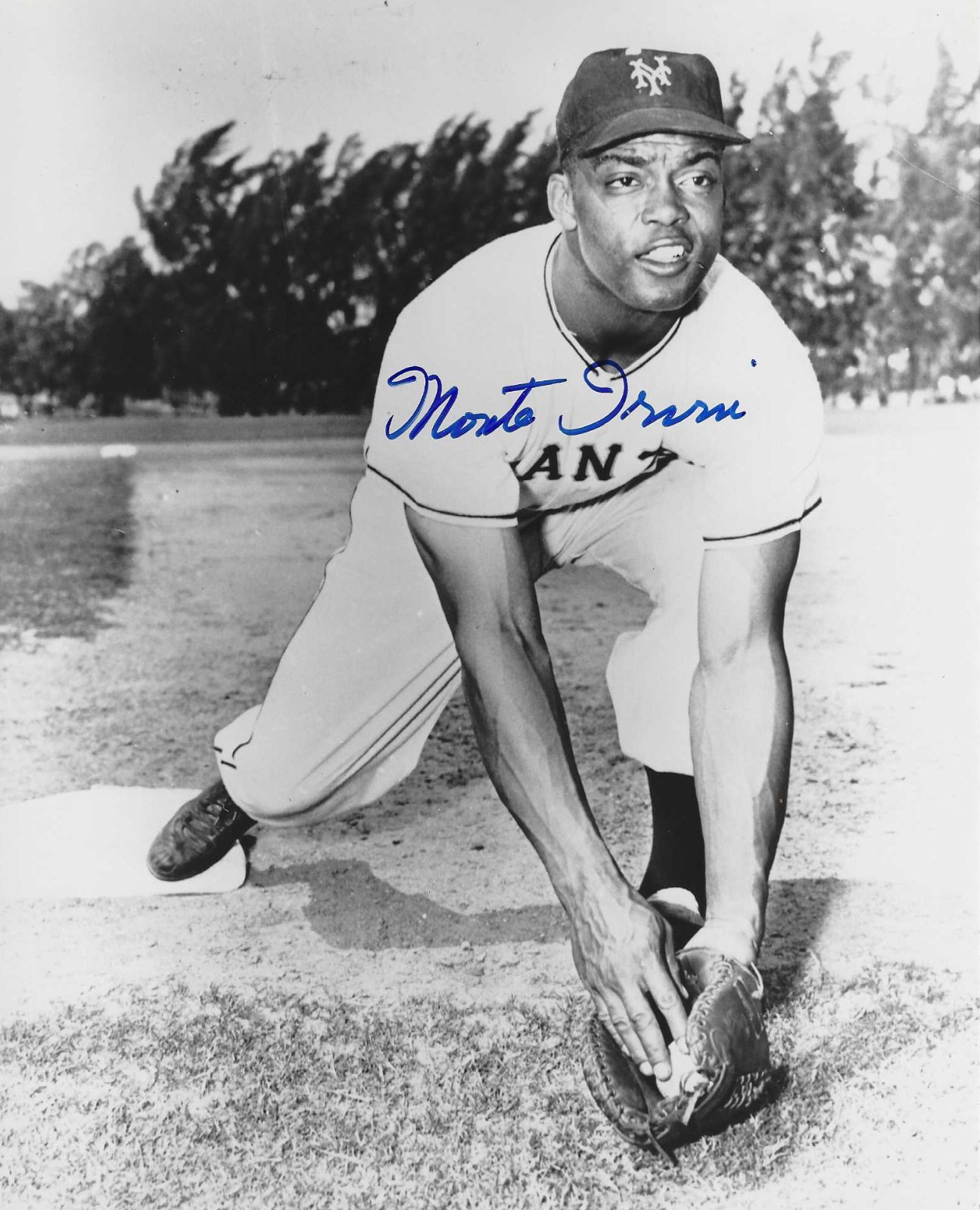 Monte Irvin Autographed Signed 8x10 Photo - MLB Giants Eagles Cubs HOFer - w/COA