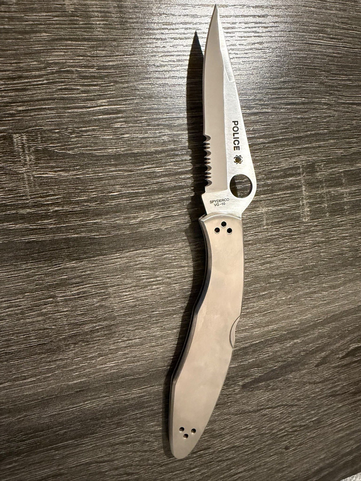 Spyderco Police Stainless Steel Handle, VG-10 Combination Edge not used No Box