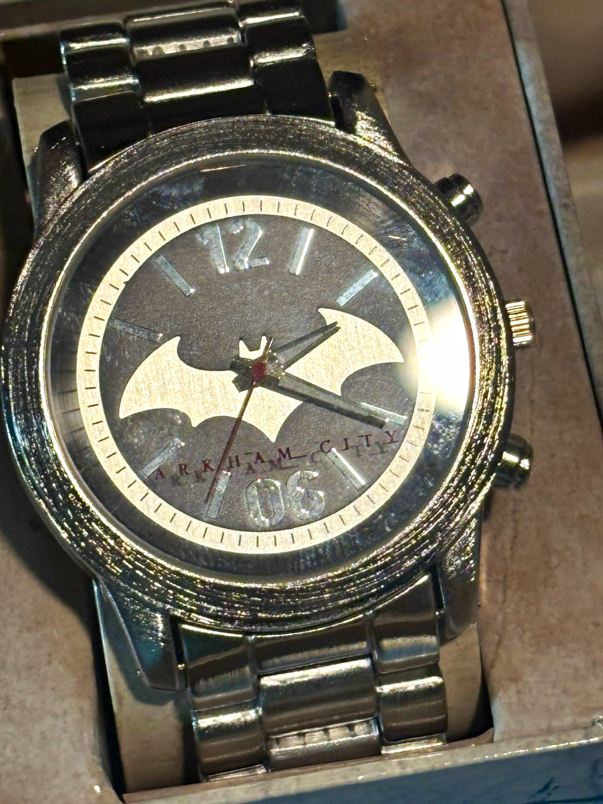 Accutime Batman Arkham City Officially Licensed Quartz Watch 45mm SS Bracelet