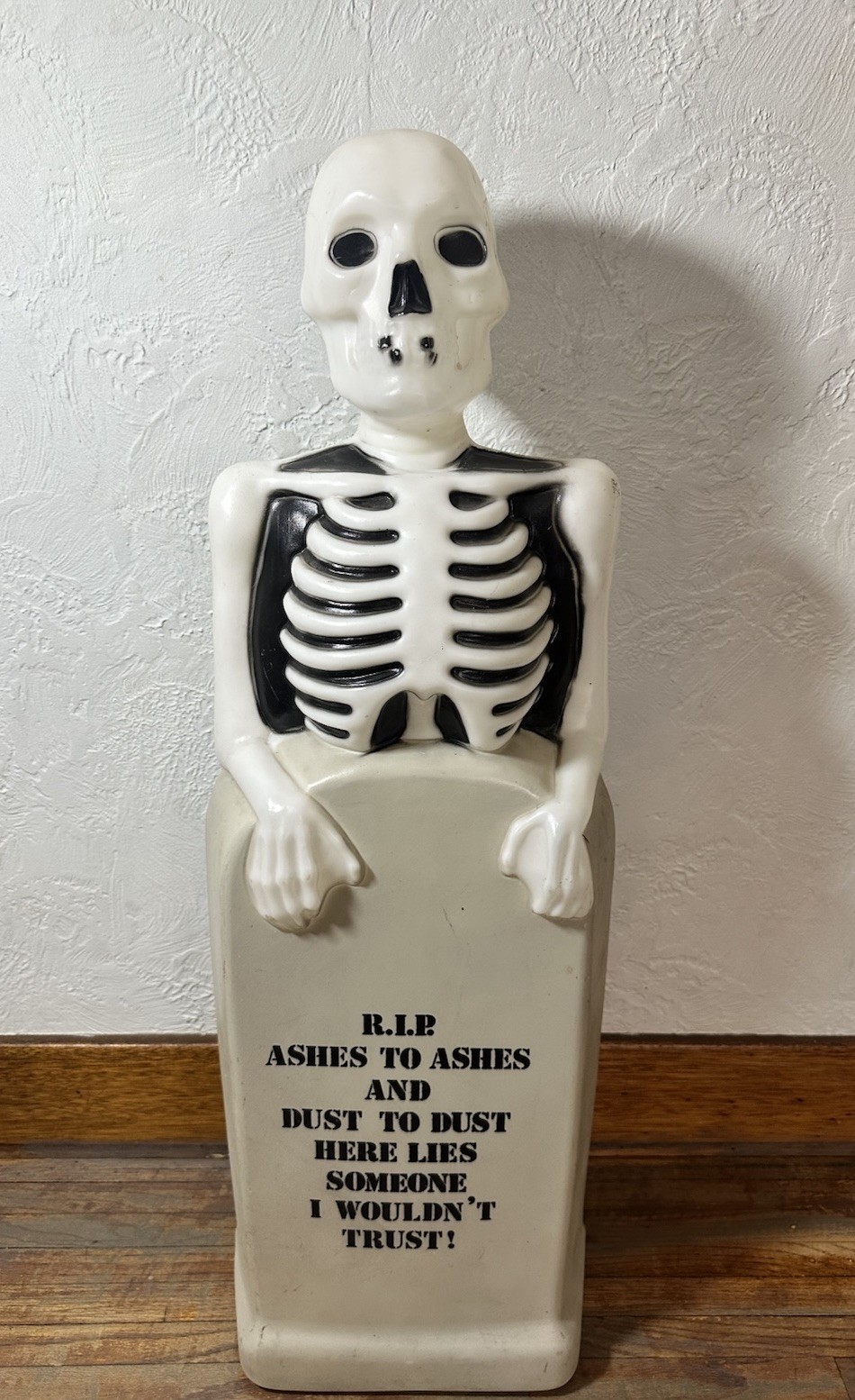 VTG Halloween Empire Skeleton Tombstone Blow Mold R.I.P. Ashes to Ashes No Light