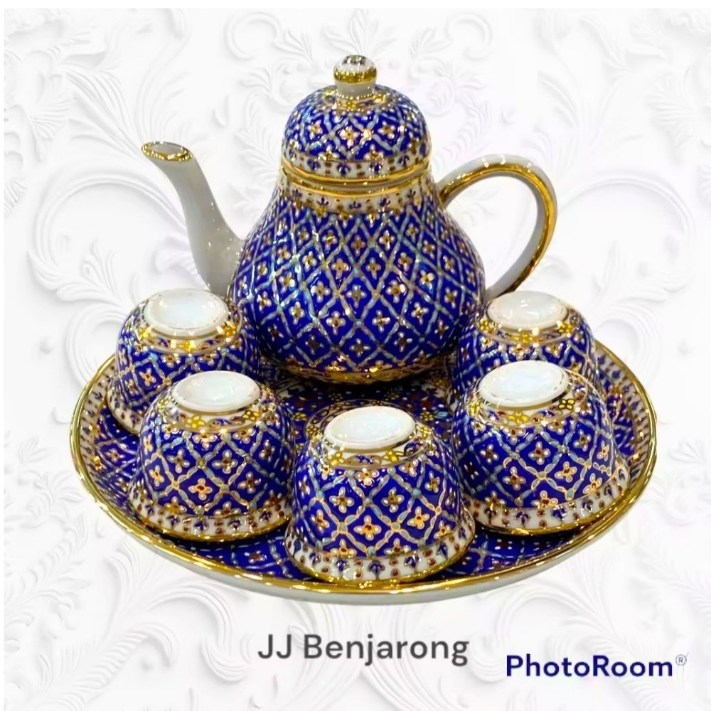 Benjarong patterned tea set