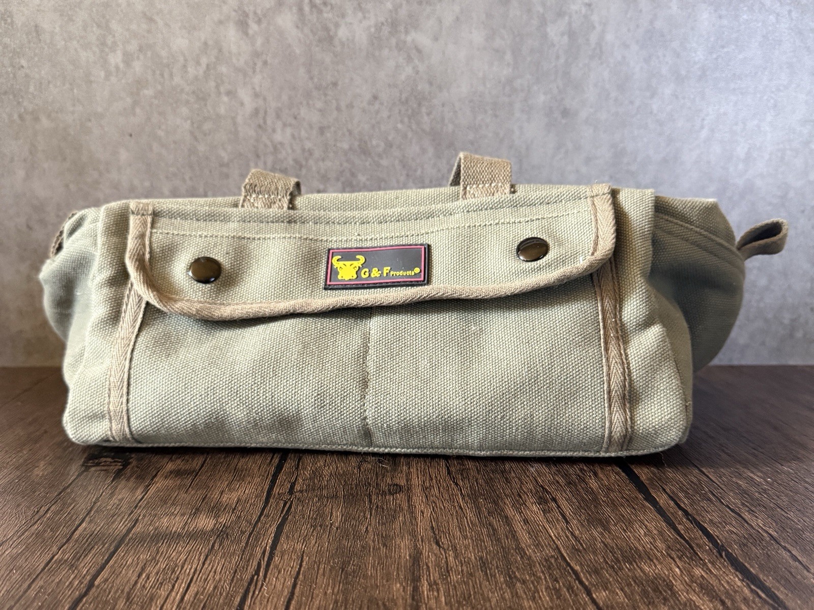 Heavy-Duty Water-Resistant Duffle Bag - Stylish Olive Green & Functional Design Heavy-Duty Water-Resistant Duffle Bag - Stylish Olive Green & Functional Design