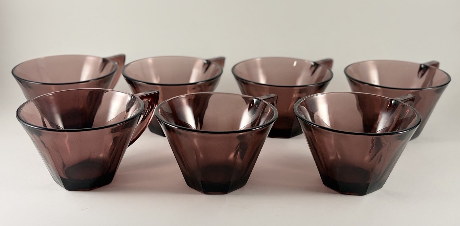 Vintage 1960s Hazel Atlas Moroccan Amethyst Glass Coffee/tea Mug/cup (Set Of 7)