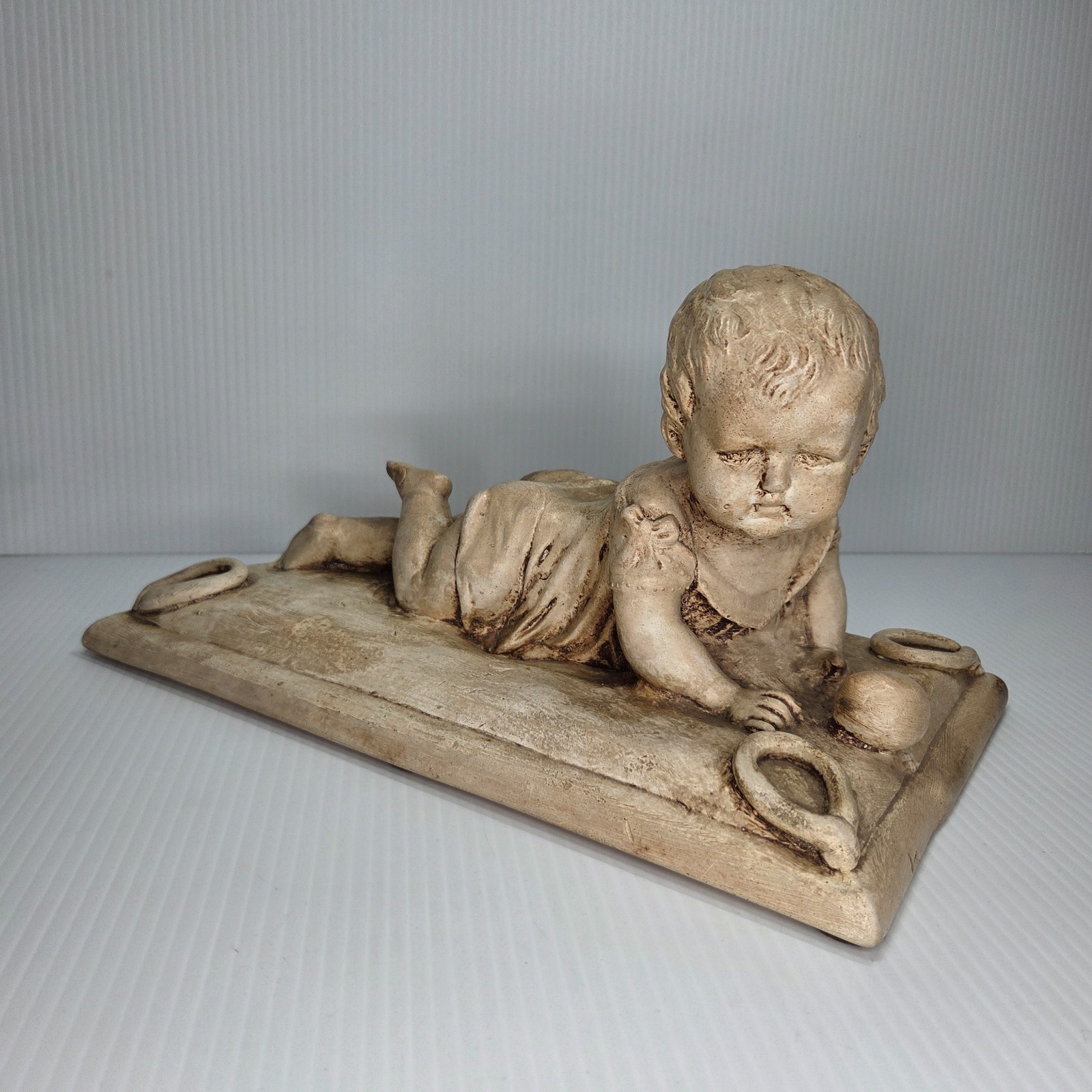 Vintage Fabbri Art Studio Baby Laying on Tummy Statue San Francisco 12\