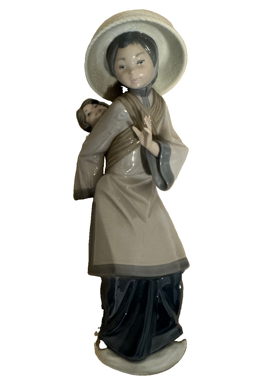 Lladro Porcelain Figurine 5123 My Precious Bundle. Perfect condition. Lladro Porcelain Figurine 5123 My Precious Bundle. Perfect condition.