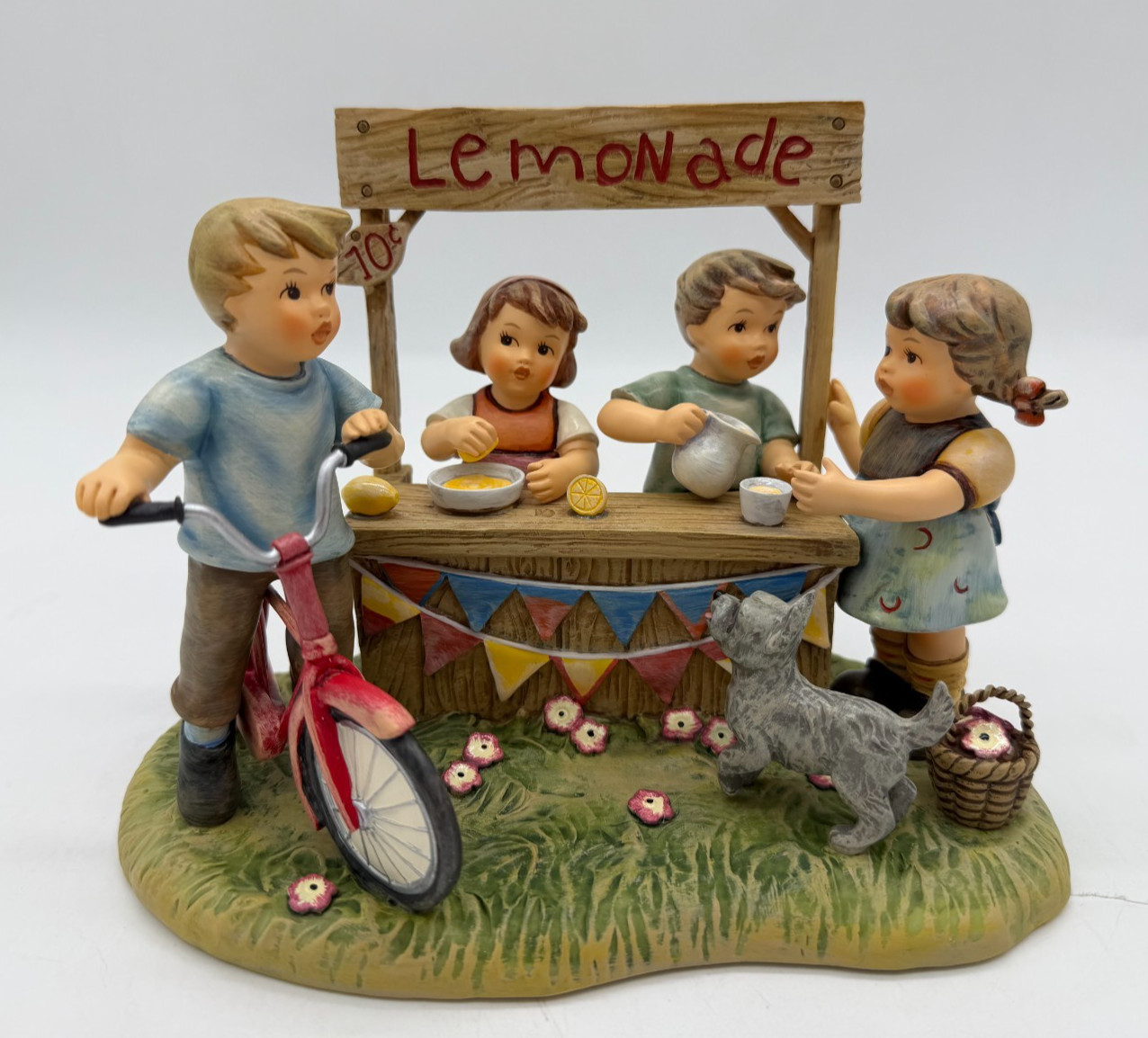 Rare M.J. Hummel Summertime Fun First Issue Lemonade Stand Danbury Mint  2018