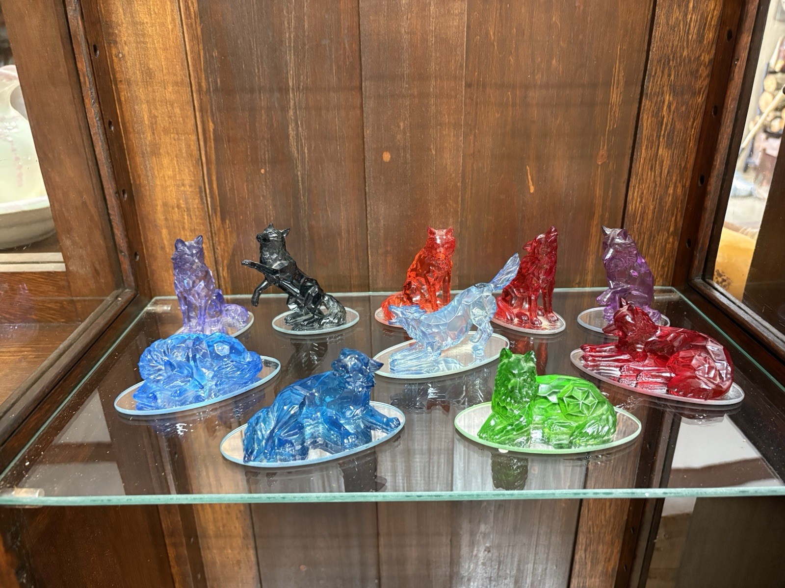 Lot of 10 Hamilton Collection Rarest Gem Wolves of the World Figurine, 2013 Lot of 10 Hamilton Collection Rarest Gem Wolves of the World Figurine, 2013