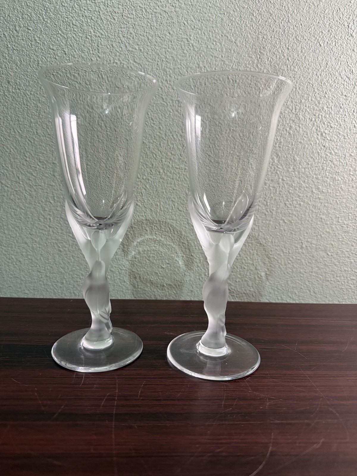 Vintage Igor Carl Fabergé Kissing Snow Doves Champagne Flute France Set of 2