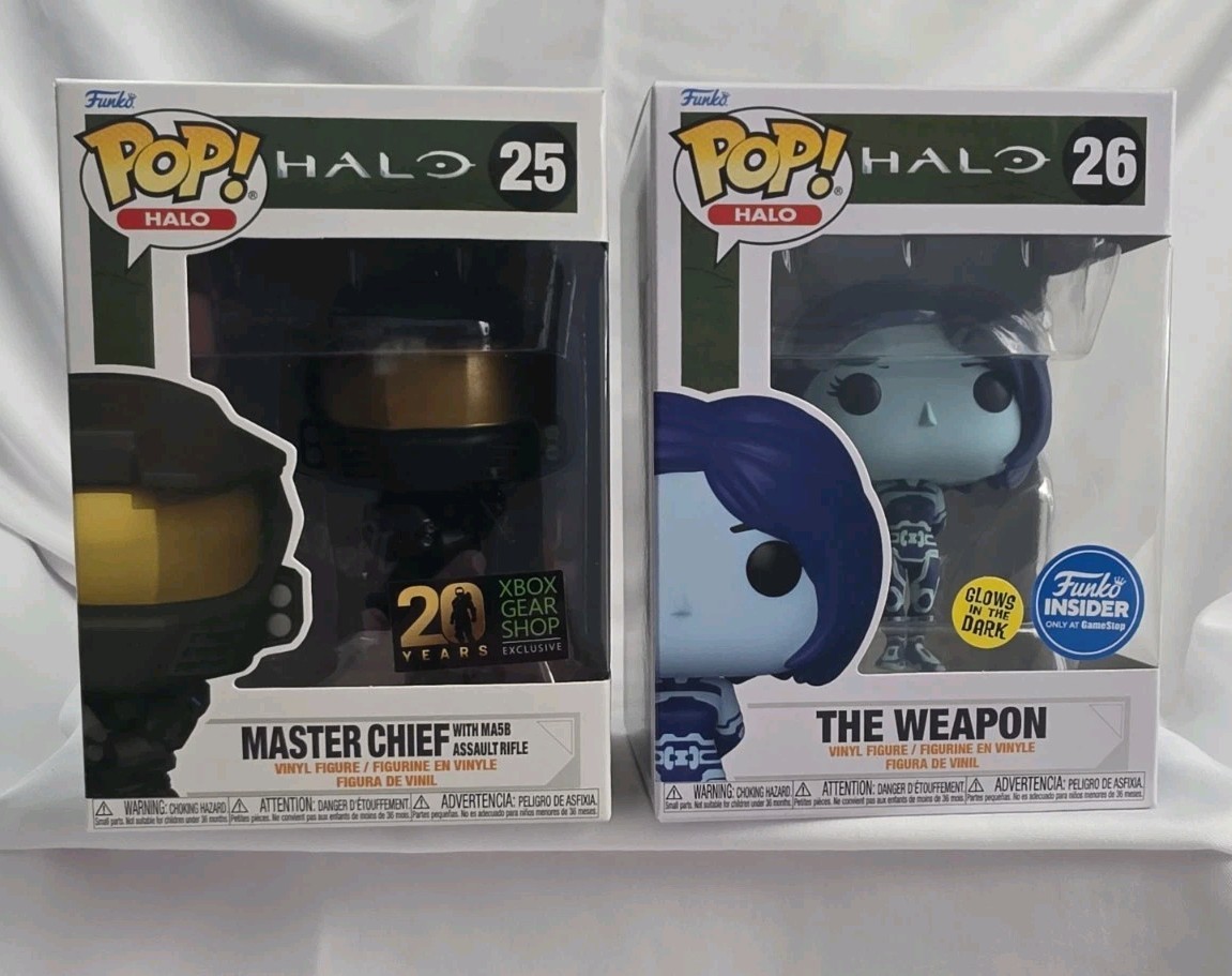 Funko Pop Halo Master Chief Xbox Gear Shop Exclusive Vinyl #25 The Weapon #26 Funko Pop Halo Master Chief Xbox Gear Shop Exclusive Vinyl #25 The Weapon #26