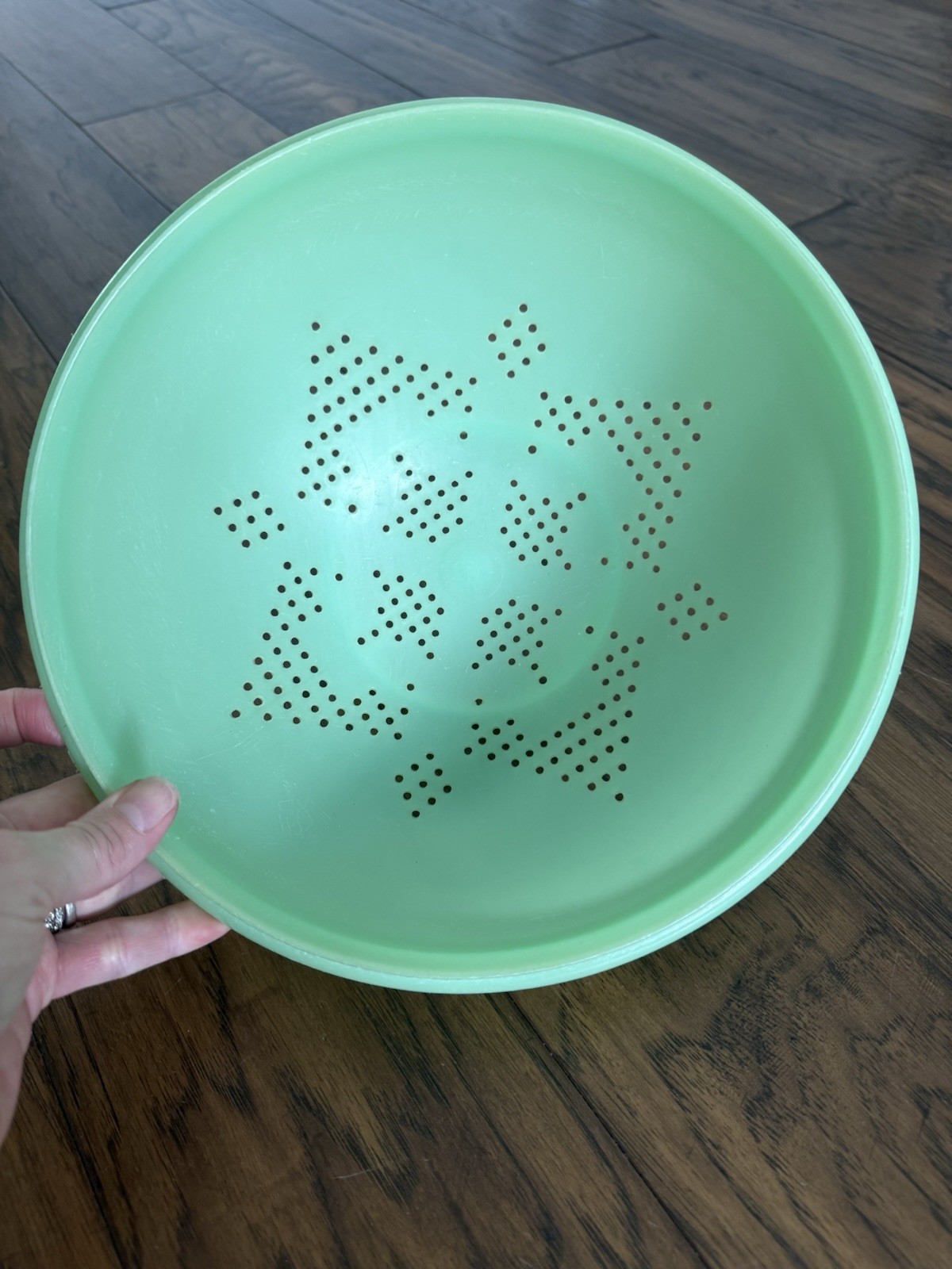 Tupperware Vintage Green Colander 9inch Strainer Bowl