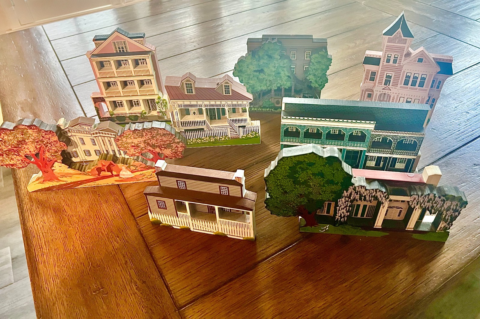 Sheila's Collectibles Houses Lot Of 9 Vintage 1990's Sheila's Collectibles Houses Lot Of 9 Vintage 1990's