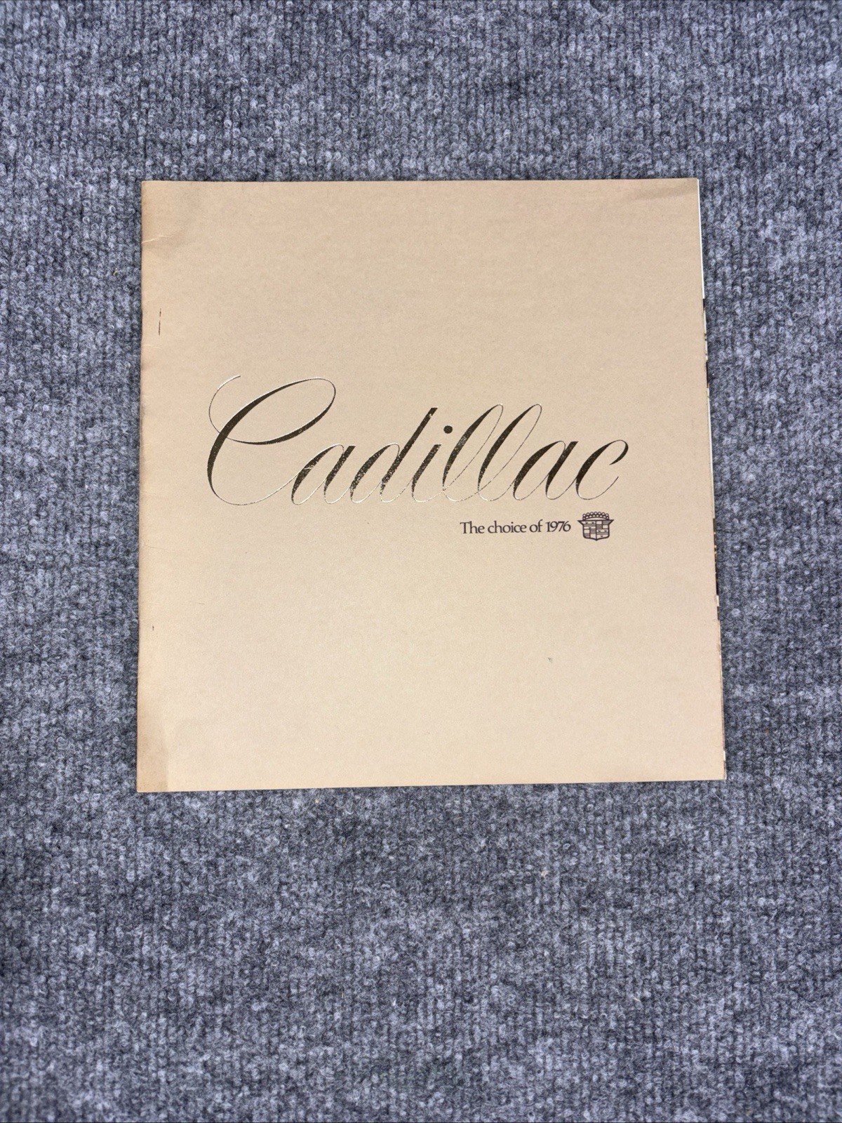 1976 Cadillac Full Line Sales Brochure Catalog (Original)