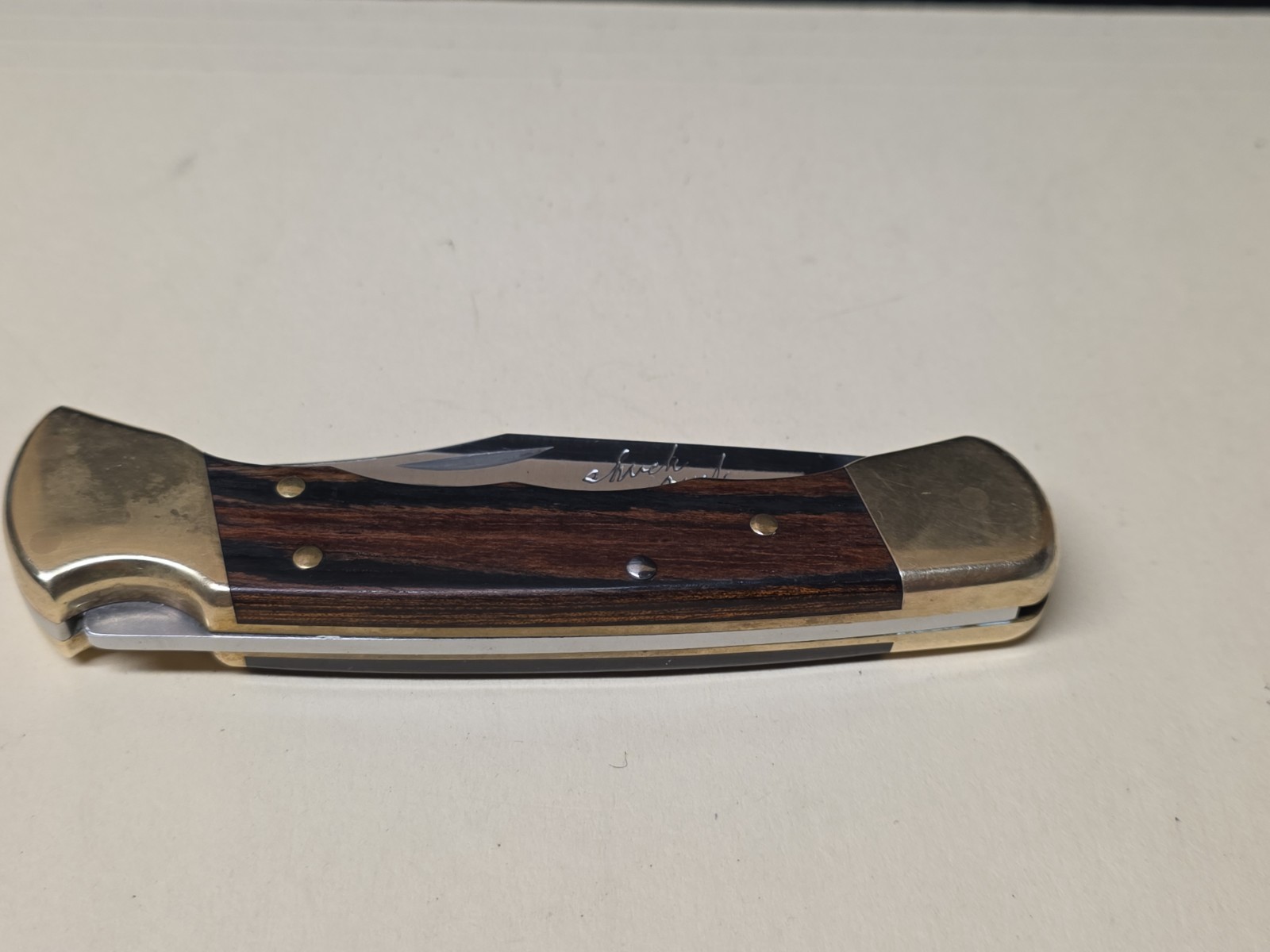 Vintage 2005 Buck 110 Pro-Line Folding Hunting Knife Signed Chuck Buck W/Sheath Vintage 2005 Buck 110 Pro-Line Folding Hunting Knife Signed Chuck Buck W/Sheath
