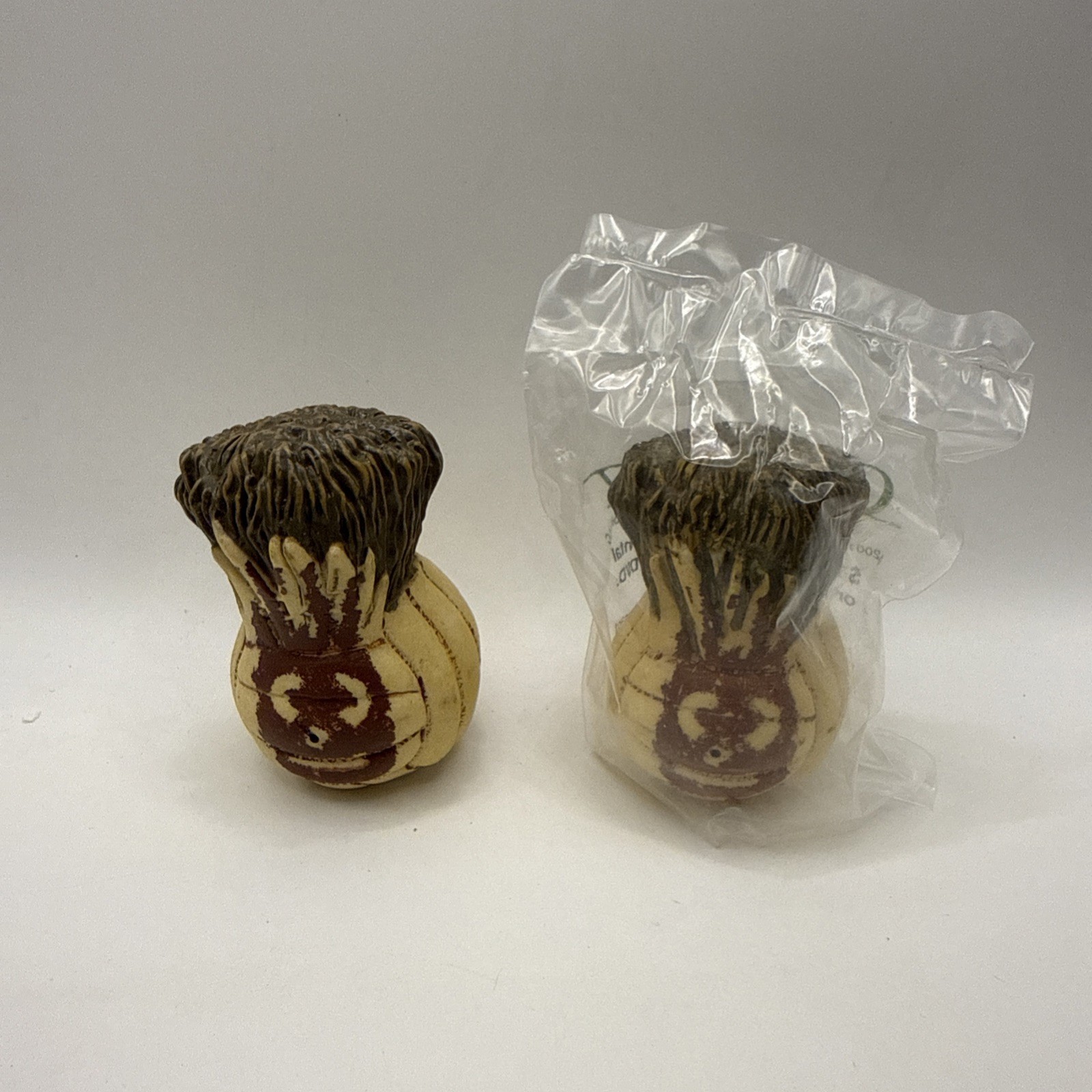 Cast Away Wilson Antenna Topper 2001 Vtg Blockbuster Video Promo Volleyball Cast Away Wilson Antenna Topper 2001 Vtg Blockbuster Video Promo Volleyball