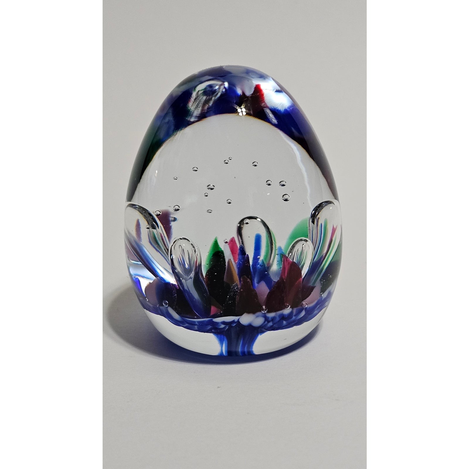 Vtg 1999 Gibson Glass Egg Paperweight Bullicante Cobalt Blue Flower Signed 2.75\