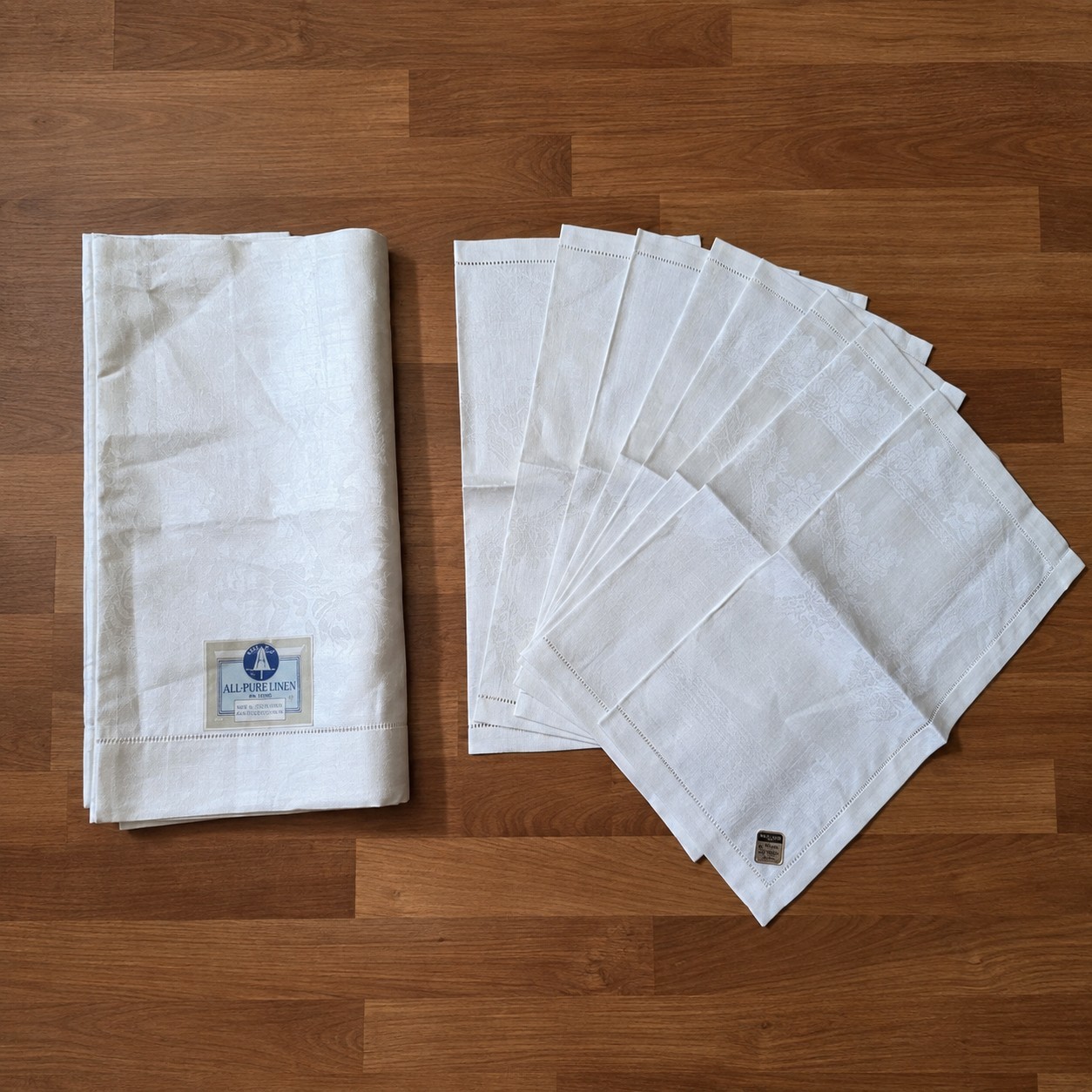 Vintage NOS Czechoslovakia Pure Linen Damask Tablecloth 8 Napkins 9pc Set