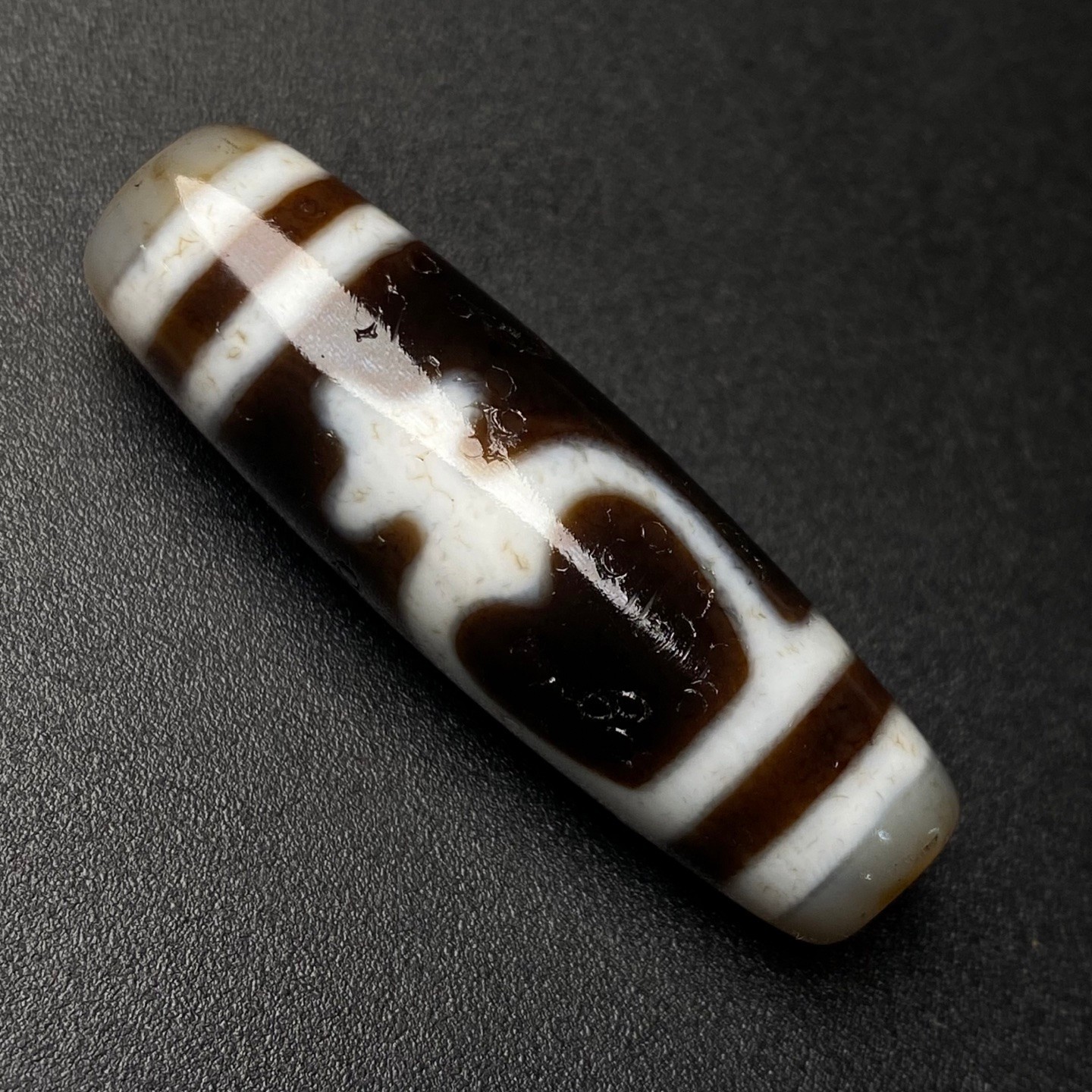 Rare Tibetan Buddhism Agate Aquarius Totem Dzi Bead Amulet Necklace Pendant G858