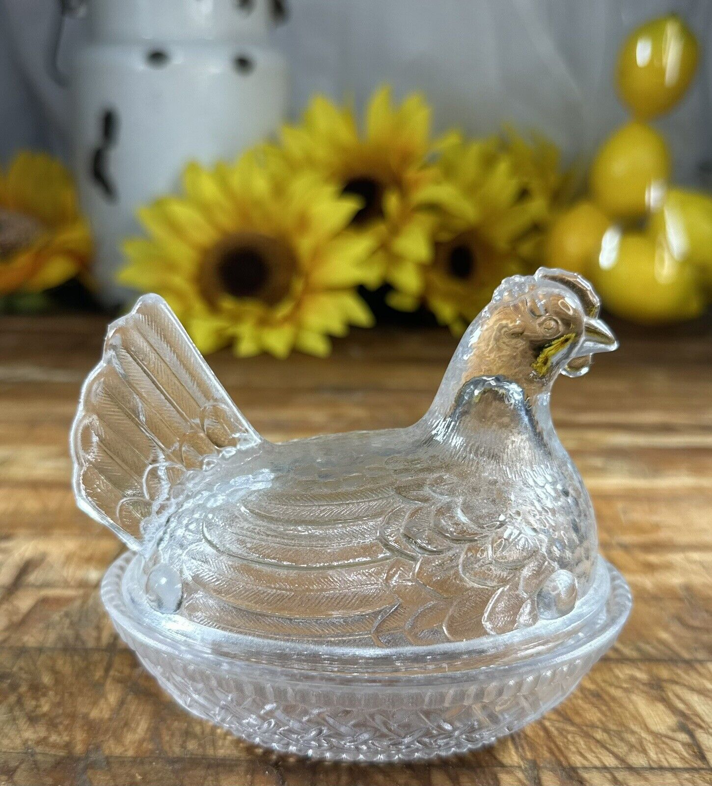 VINTAGE 4.5 “ Hen On  Nest Clear Glass / Cottage Granny Core Trinket Candy Dish