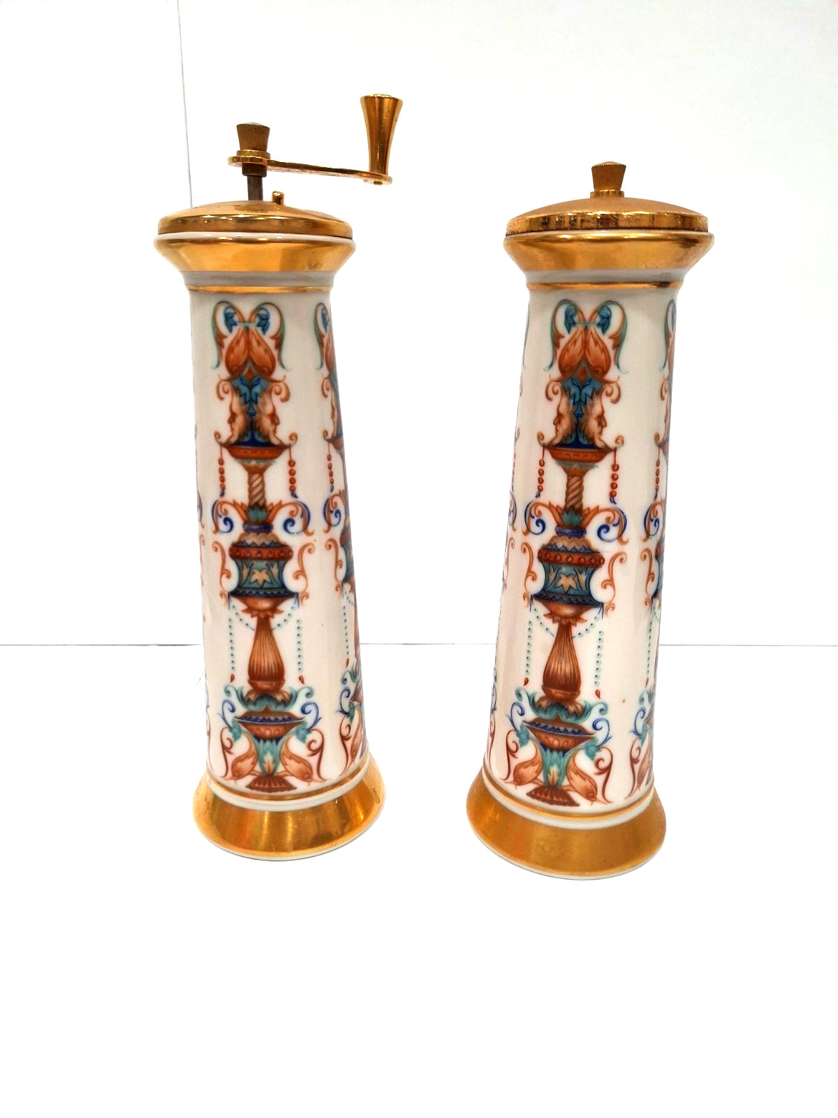 Vintage Lenox Lido Porcelain Salt Shaker & Pepper Mill Grinder Set/24K Gold Trim