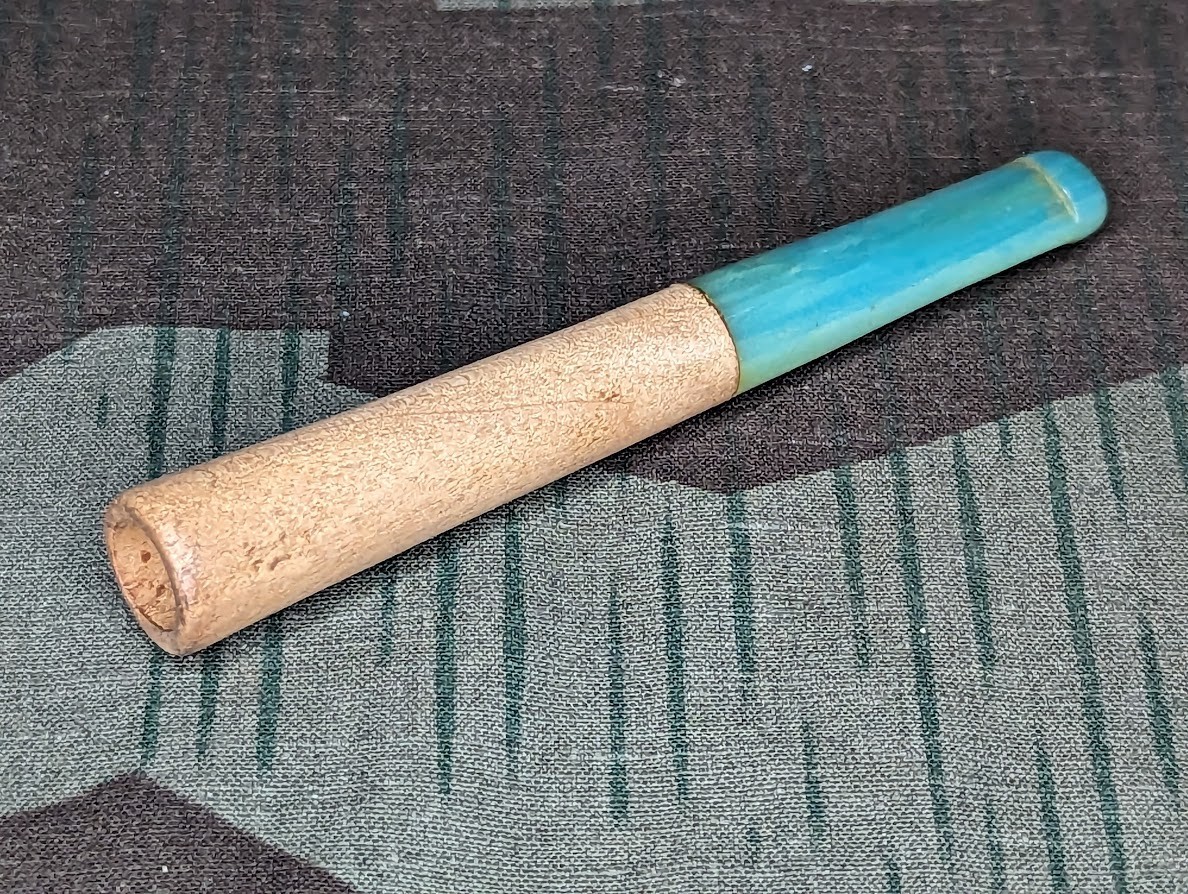ONE x Original WWII German Cigarette Tip Holder Green Mouthpiece Vintage 1940s ONE x Original WWII German Cigarette Tip Holder Green Mouthpiece Vintage 1940s